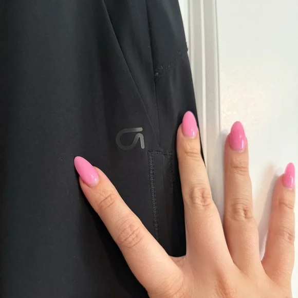 GAP FIT BLACK DRAWSTRING JOGGERS SIZE SMALL - Picture 3 of 5